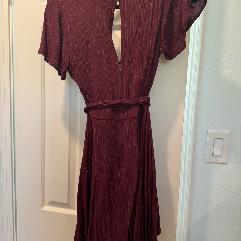 Maroon wrap dress - Picture 5 of 7